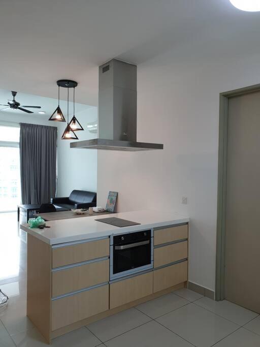 Direct Qbm & Ikea *Highfloor Sunrise Seaview Condo Bayan Lepas Exteriör bild