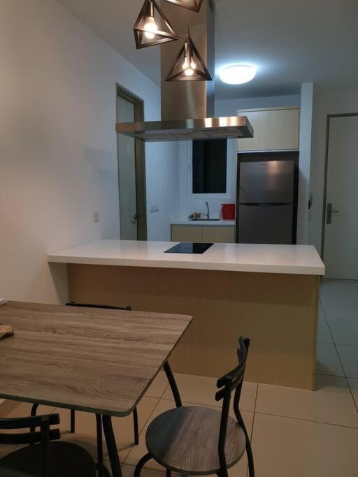 Direct Qbm & Ikea *Highfloor Sunrise Seaview Condo Bayan Lepas Exteriör bild